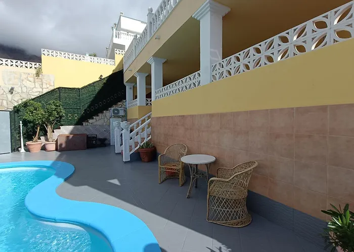 Вілла Villa Costa Adeje *